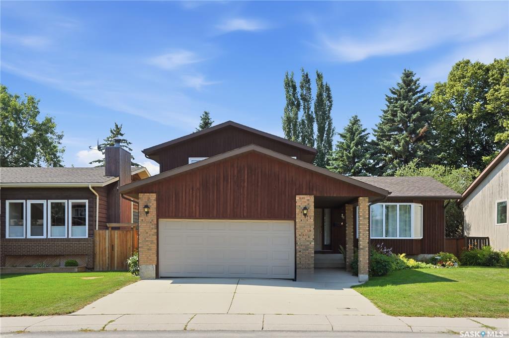 Third View of 522 Delaronde Road, Lakeview SA, Saskatoon, Saskatchewan, S7J 4A8