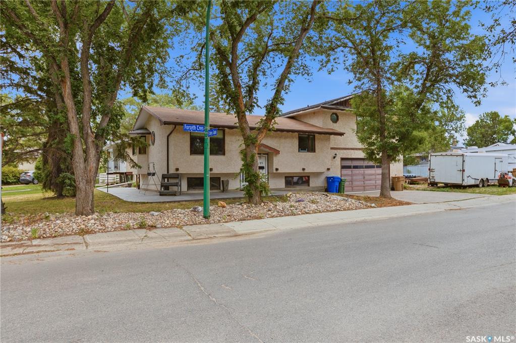 Second View of 195 Forsyth Crescent, Normanview, Regina, Saskatchewan, S4R 5L8