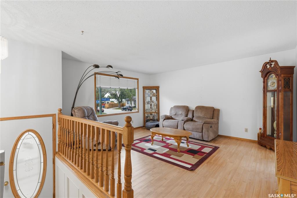 Third View of 195 Forsyth Crescent, Normanview, Regina, Saskatchewan, S4R 5L8