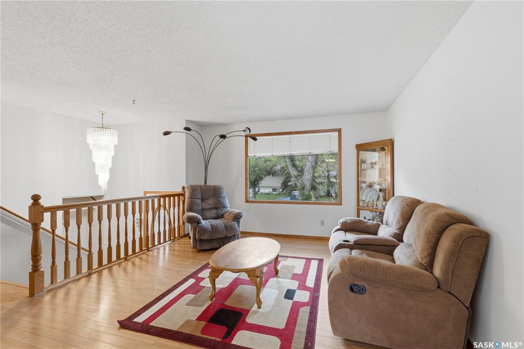 Fourth View of 195 Forsyth Crescent, Normanview, Regina, Saskatchewan, S4R 5L8