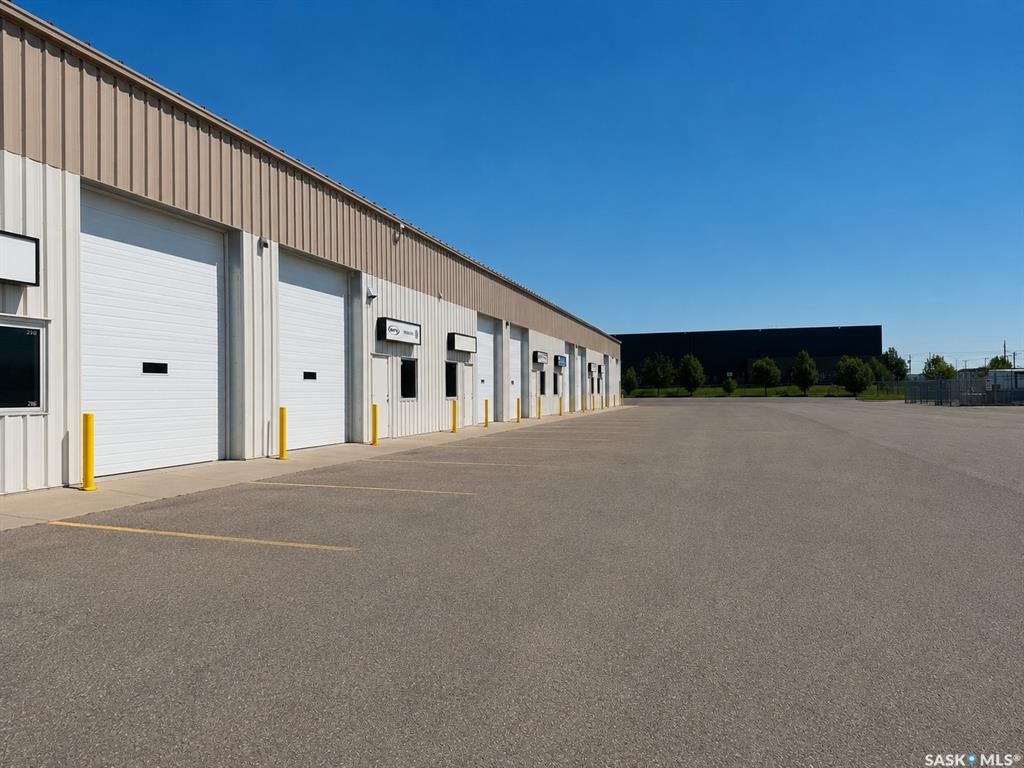 Third View of 105 Marquis Court #232, Marquis Industrial, Saskatoon, Saskatchewan, S7P 0E7