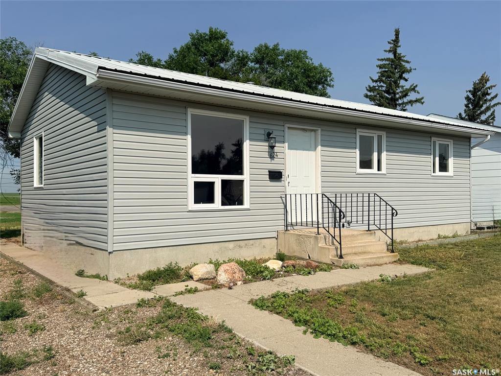 624 5th Street Sw, SK044488, Saskatchewan,