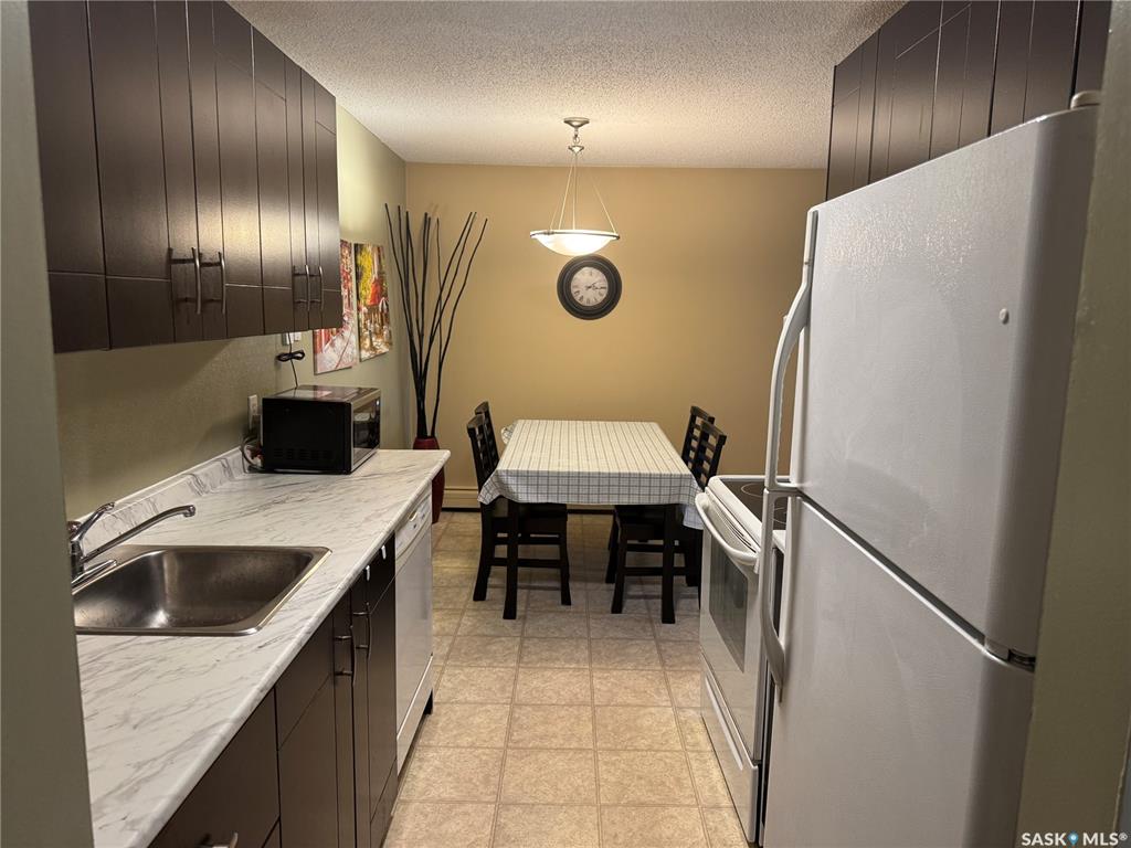 Fifth View of 510 Prairie Avenue #237, Forest Grove, Saskatoon, Saskatchewan, S7N 2V4