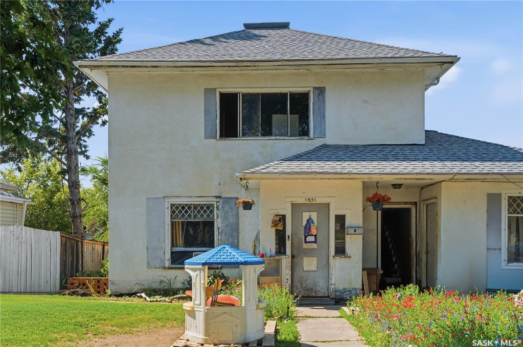1451 101st Street, SK044553, Saskatchewan,