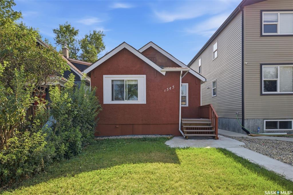 Main View of 1545 Princess Street, Washington Park, Regina, Saskatchewan, S4T 3Z3