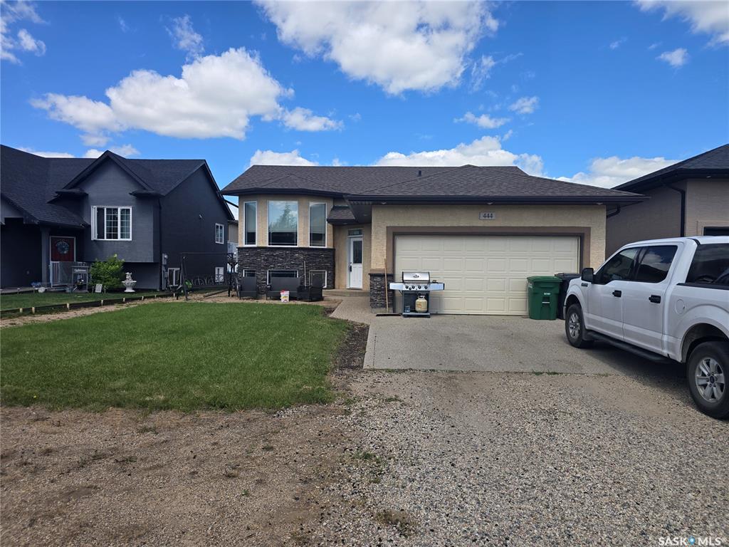 MLS® listing #SK044577 for sale located at 444 5th Avenue