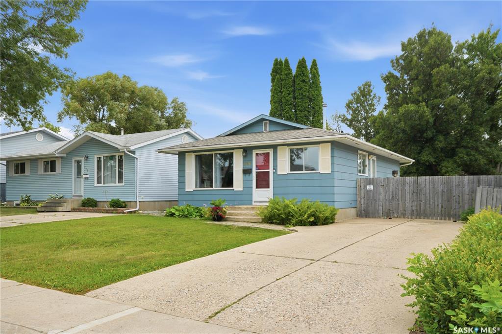 338 Brock Crescent, SK044633, Saskatchewan,