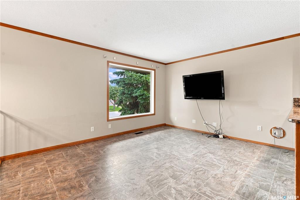 Third View of 39 Blackley Place, Parkridge SA, Saskatoon, Saskatchewan, S7M 5B1