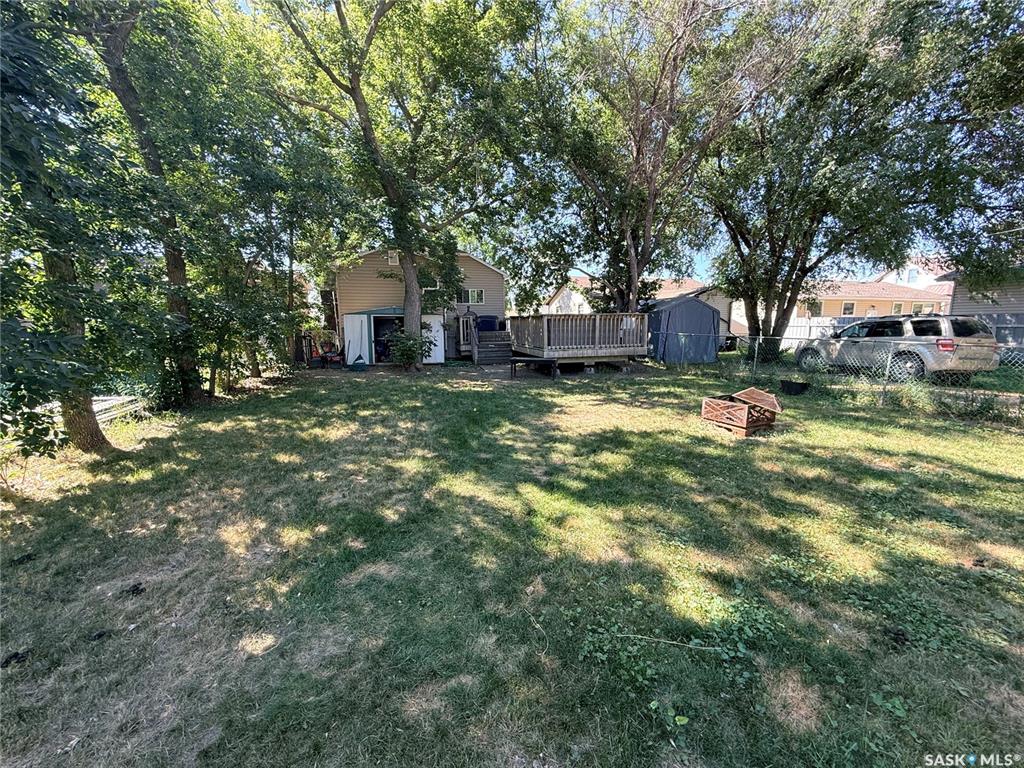 Fifth View of 609 King Street S, Estevan, Saskatchewan, S4A 1K9