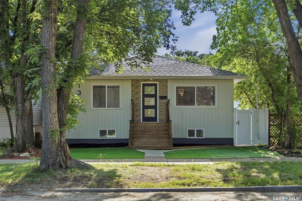 1310 B Avenue N, SK044692, Saskatchewan,
