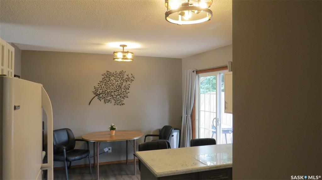 Fourth View of 1409 Duffield Street W, Westmount/Elsom, Moose Jaw, Saskatchewan, S6H 5K5