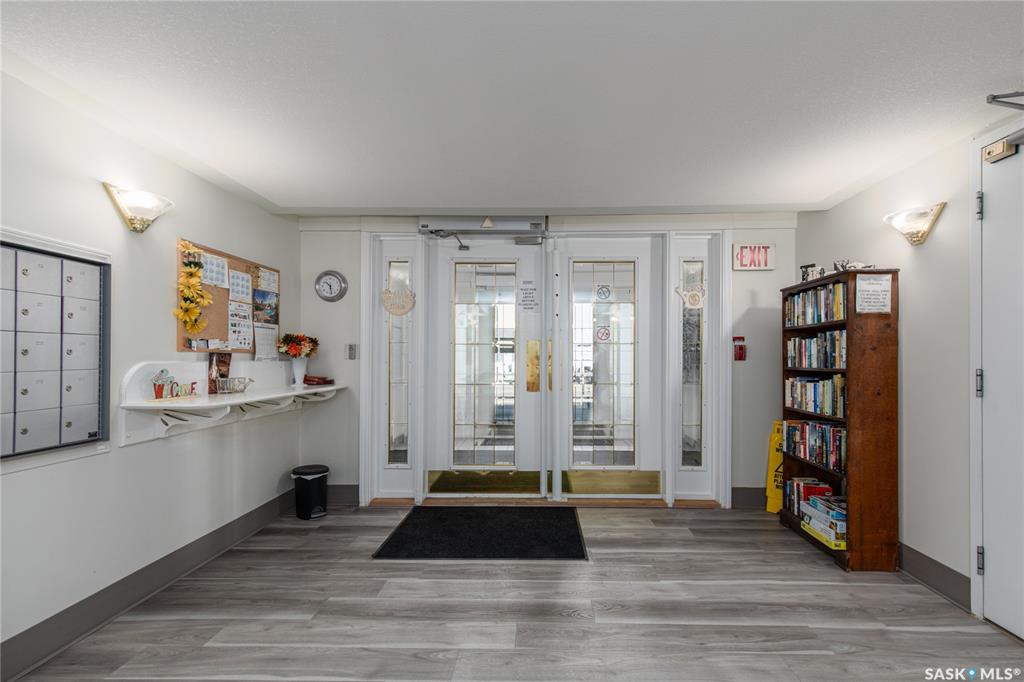 Fifth View of 65 Hochelaga Street W #104, Central MJ, Moose Jaw, Saskatchewan, S6H 2E9