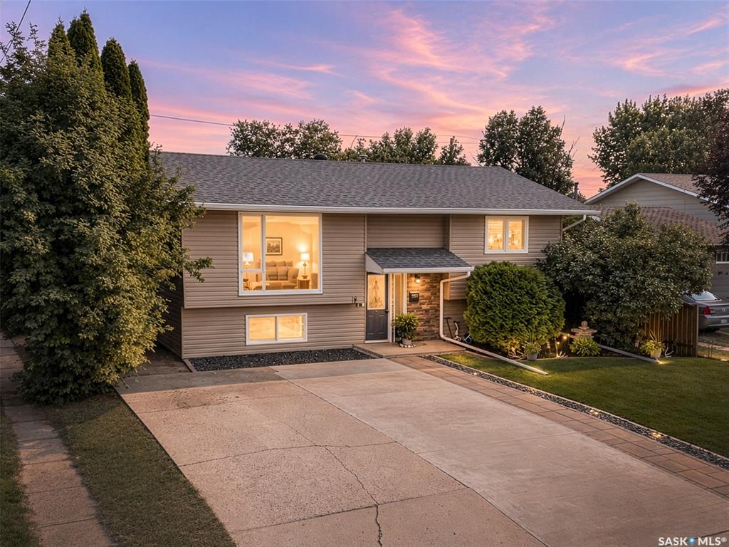 951 Holdsworth Crescent, SK044721, Saskatchewan,