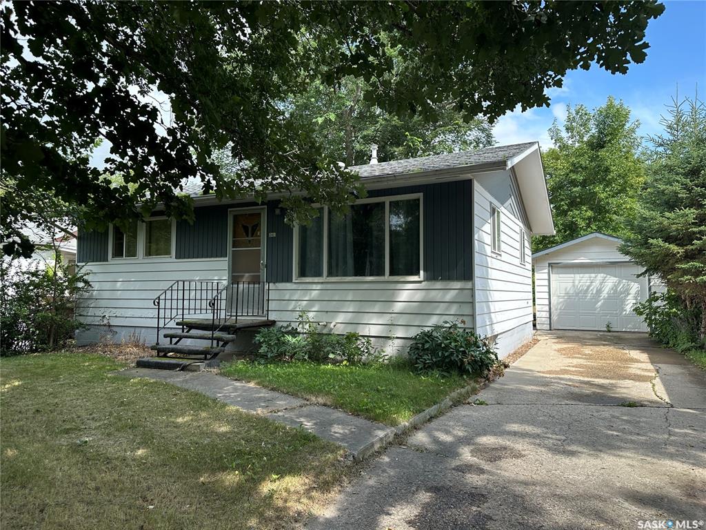242 Third Avenue N, SK044735, Saskatchewan,