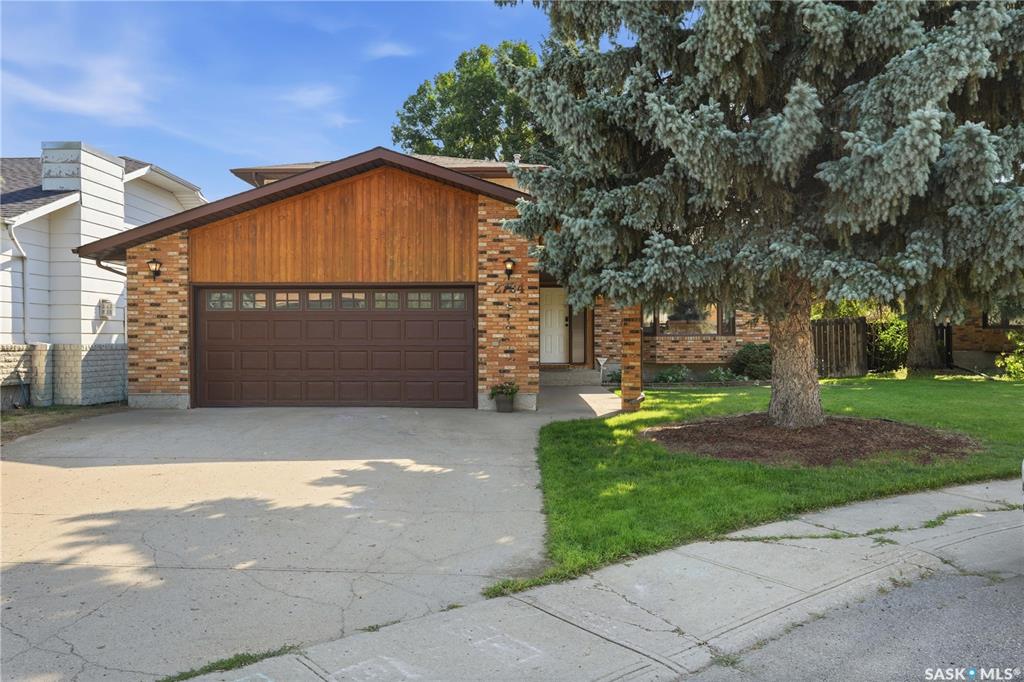 Main View of 2734 Poplar Place E, Gardiner Heights, Regina, Saskatchewan, S4V 1X8