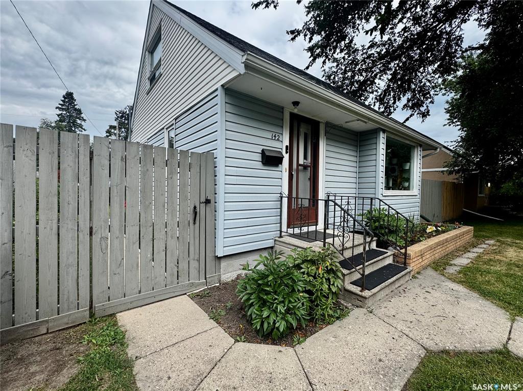 142 Peaker Avenue, SK044757, Saskatchewan,