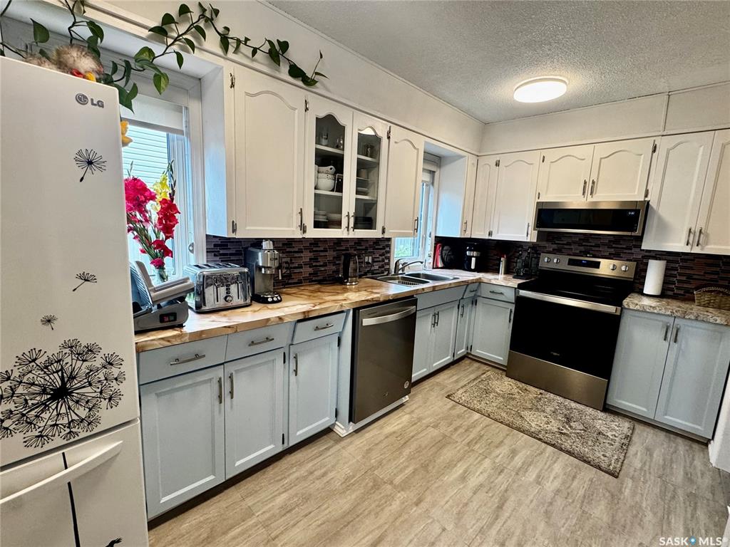 Fourth View of 142 Peaker Avenue, South YO, Yorkton, Saskatchewan, S3N 1S7