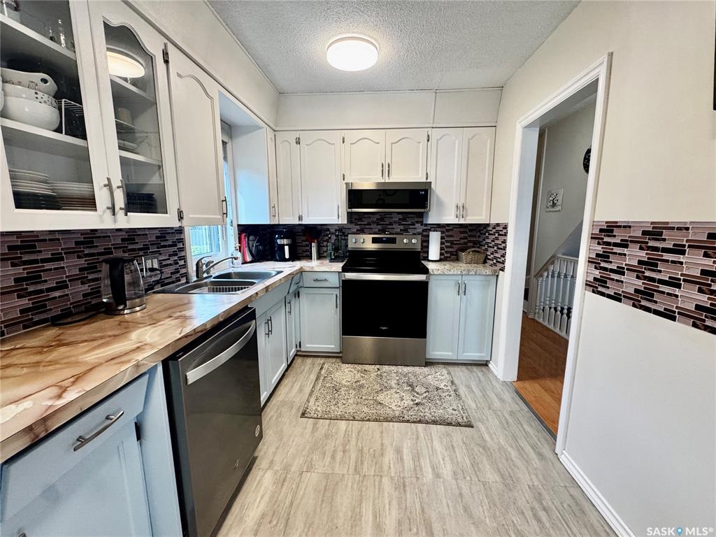 Fifth View of 142 Peaker Avenue, South YO, Yorkton, Saskatchewan, S3N 1S7