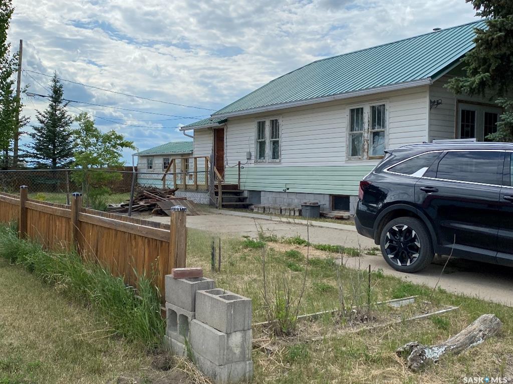 241 3rd Street W, SK044792, Saskatchewan,
