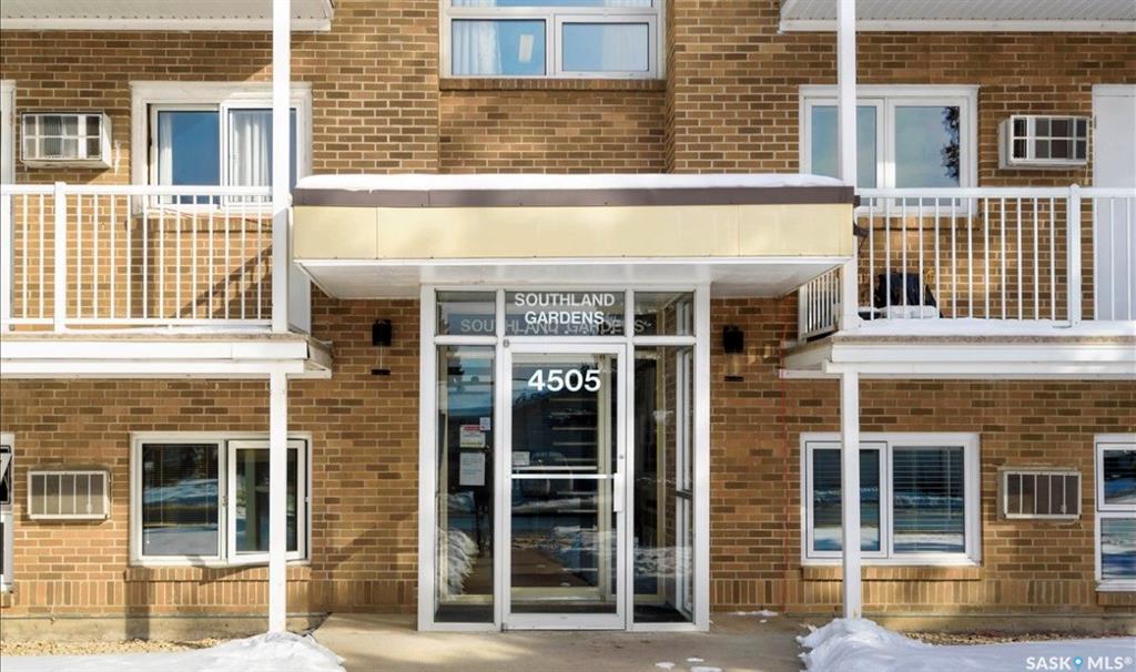 MLS® listing #SK044799 for sale located at 4505 Rae Street #17