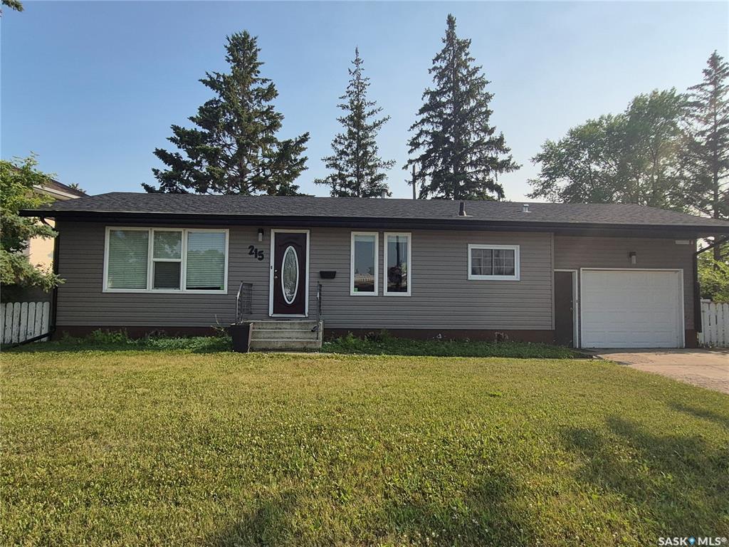 215 Central Street W, SK044806, Saskatchewan,
