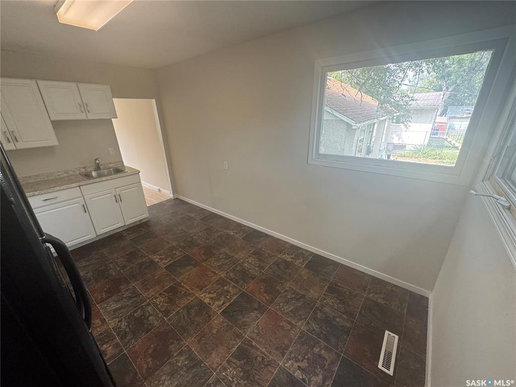 Fifth View of 755 Cameron Street, Washington Park, Regina, Saskatchewan, S4T 2S5
