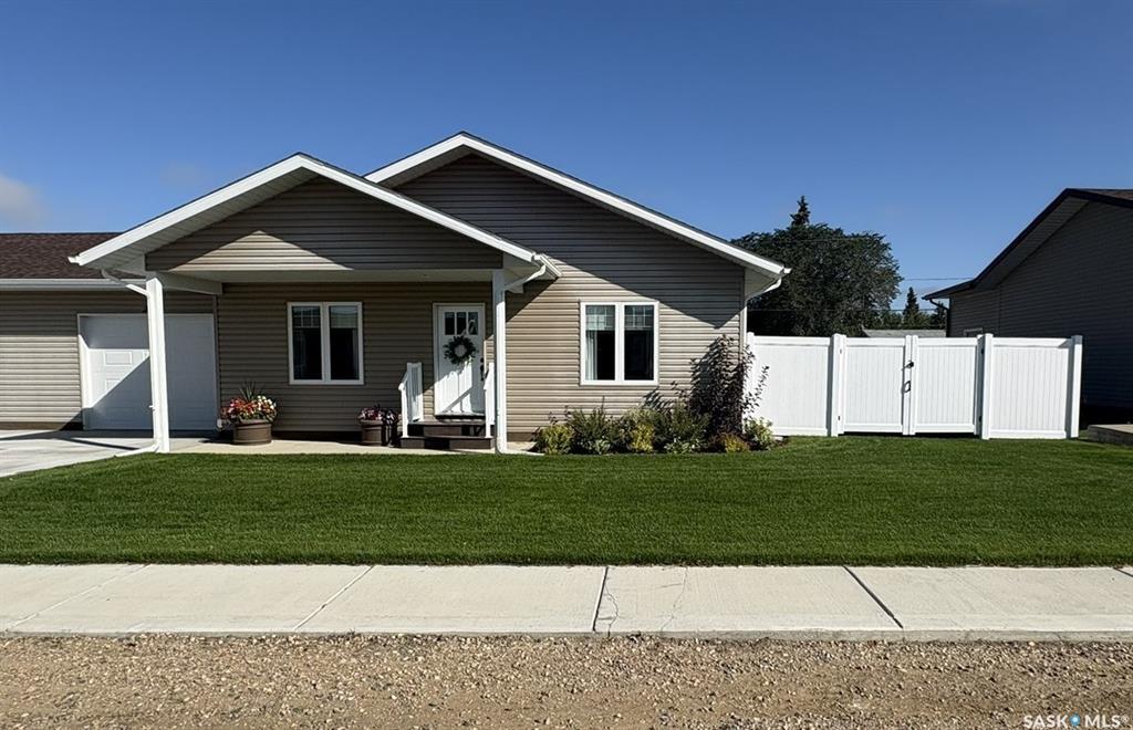222 3rd Avenue, SK044808, Saskatchewan,