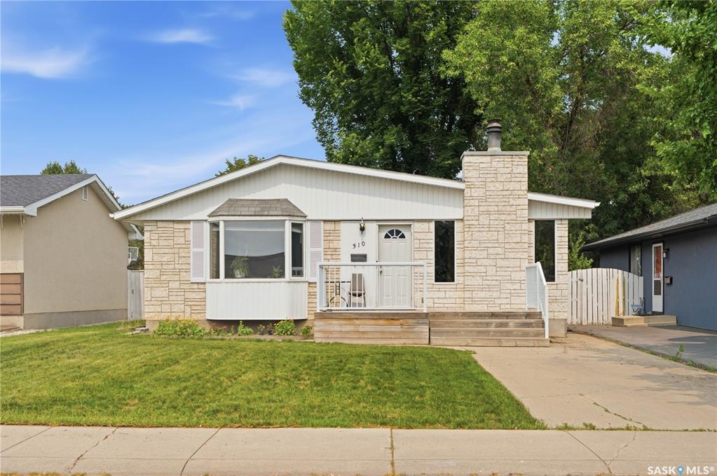 310 Douglas Crescent, SK044817, Saskatchewan,