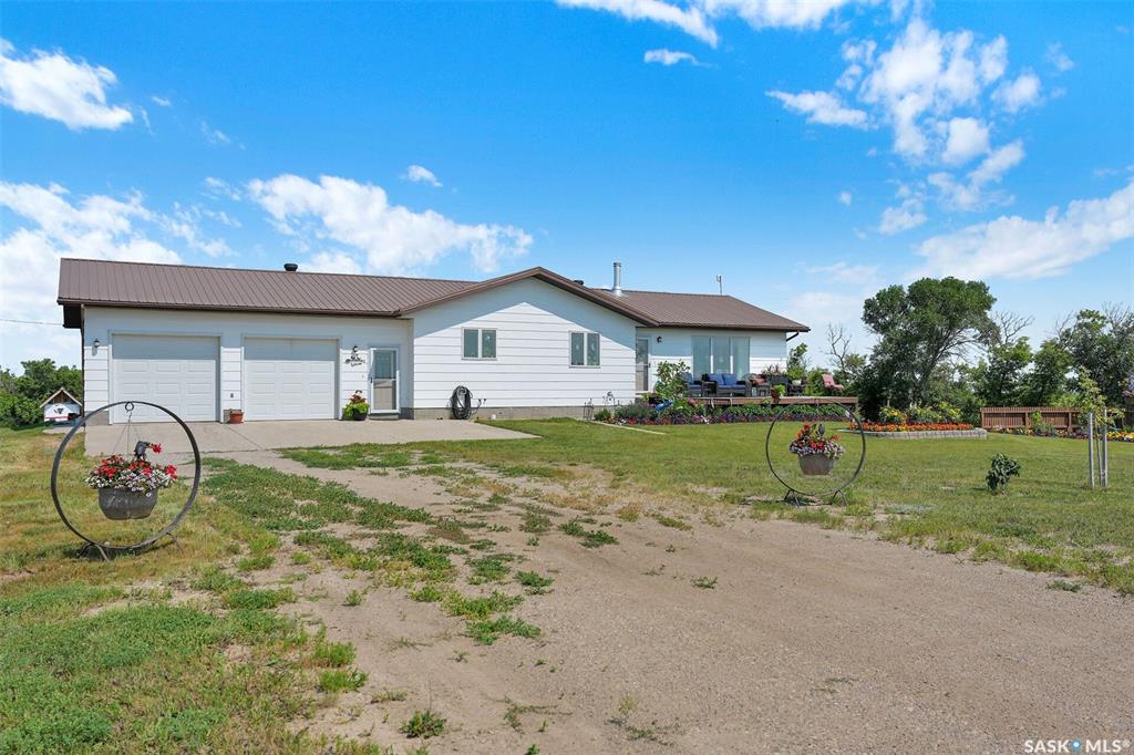 Second View of Dilke Acreage, Sarnia Rm No. 221, Saskatchewan, S0G 1C0