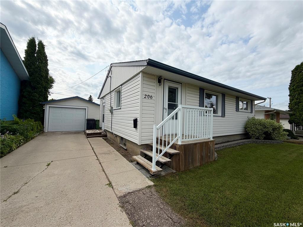 206 Third Avenue S, SK044832, Saskatchewan,