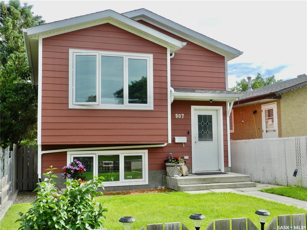 907 Ominica Street E, SK044840, Saskatchewan,