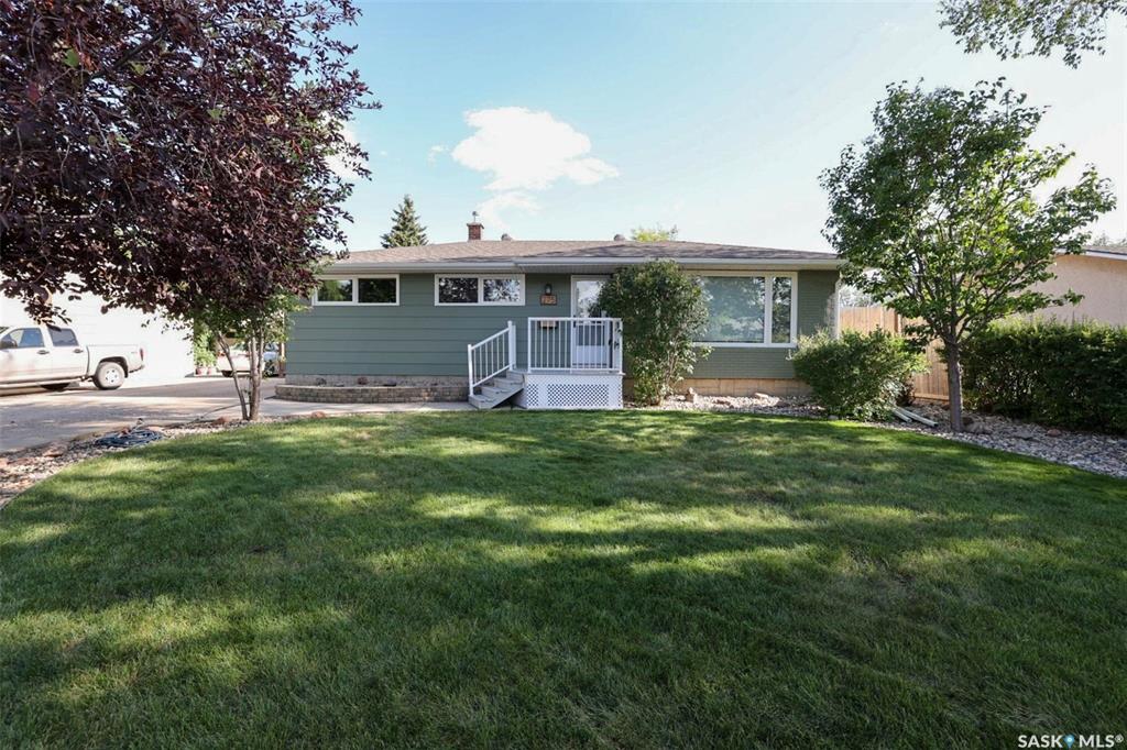 Second View of 275 Rodenbush Drive, Uplands, Regina, Saskatchewan, S4R 6X1