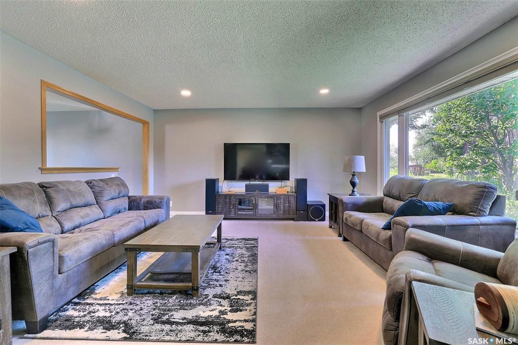 Fourth View of 275 Rodenbush Drive, Uplands, Regina, Saskatchewan, S4R 6X1
