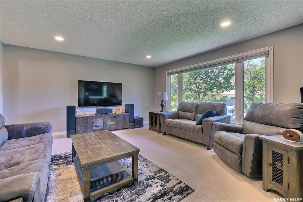 Fifth View of 275 Rodenbush Drive, Uplands, Regina, Saskatchewan, S4R 6X1