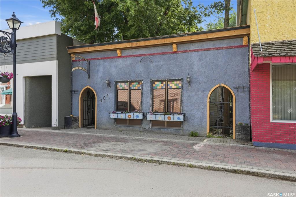 Second View of 409 Main Street, Gravelbourg, Saskatchewan, S0H 1X0