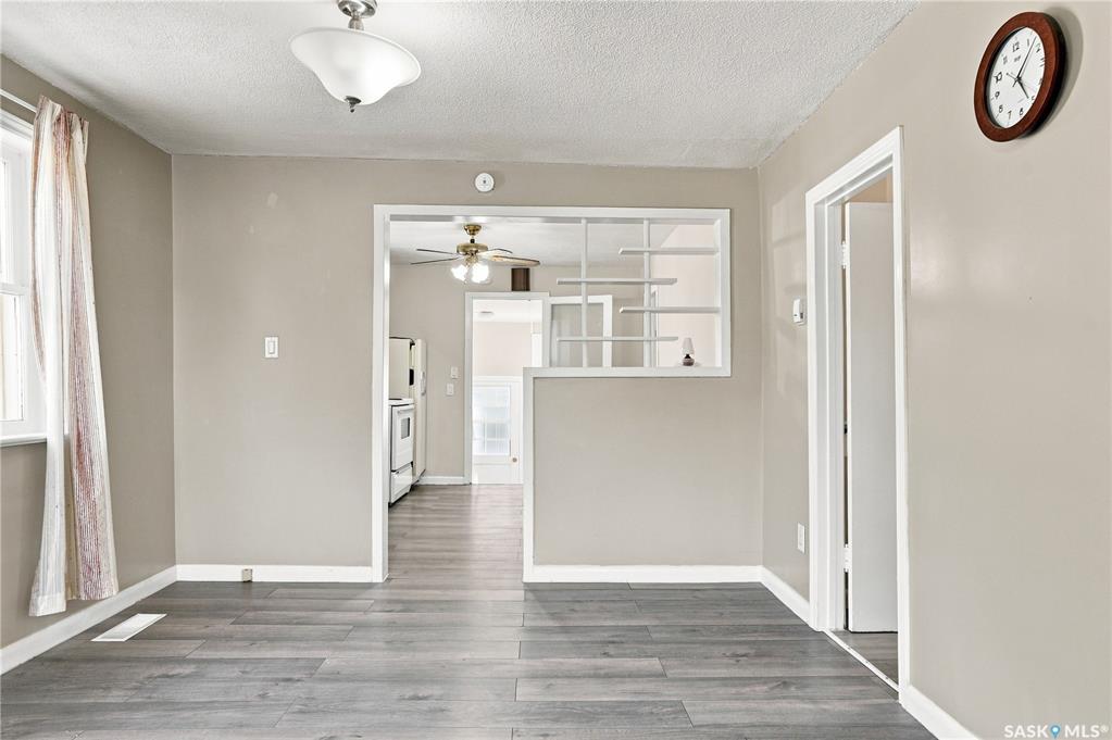 Fifth View of 1421 23rd Street W, Westmount, Saskatoon, Saskatchewan, S7L 0B1