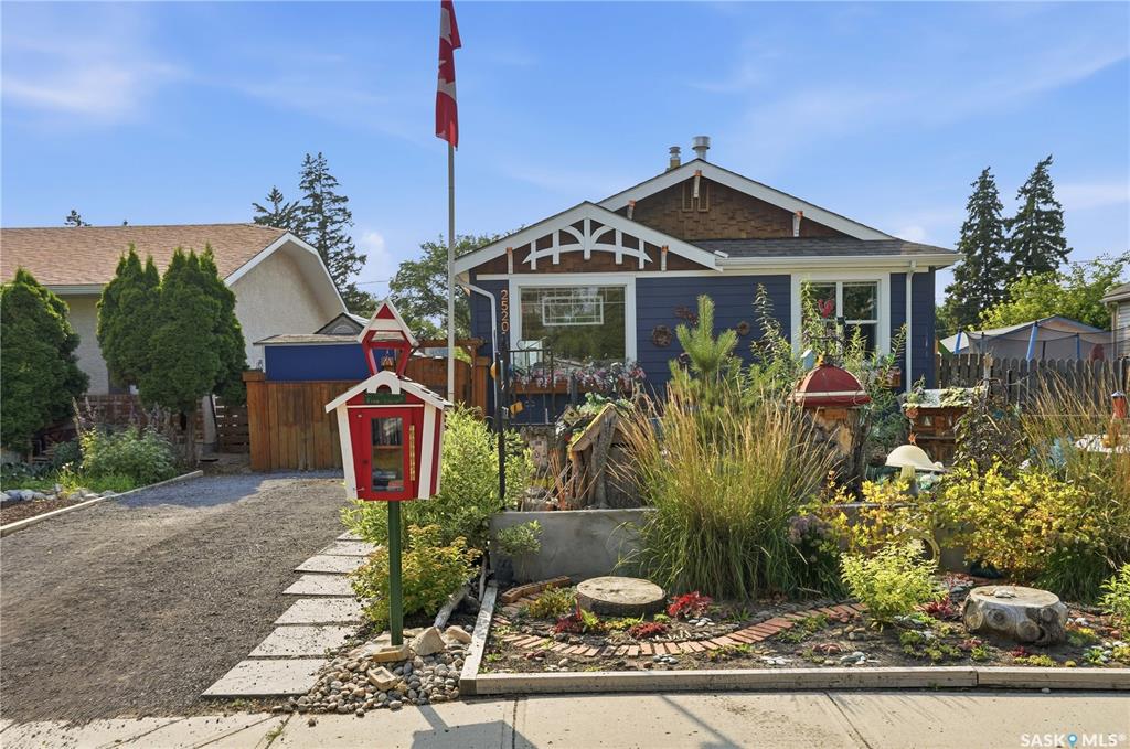 Second View of 2520 Elliott Street, Arnhem Place, Regina, Saskatchewan, S4N 3H5