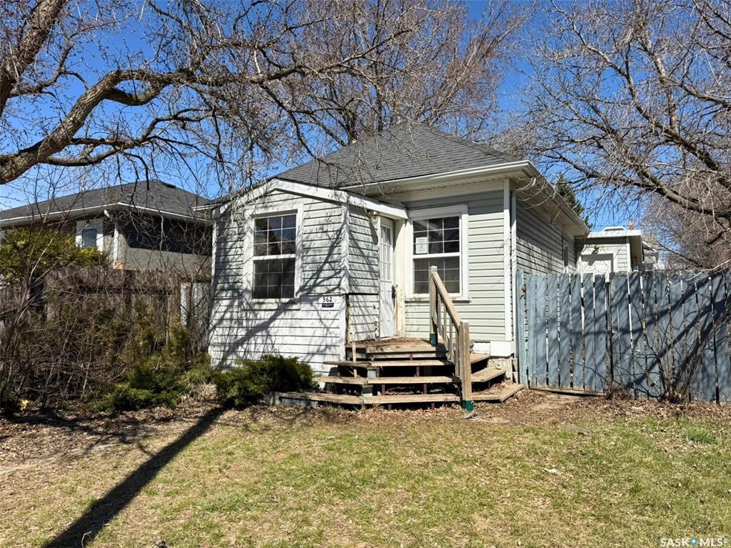 562 Athabasca Street W, SK044946, Saskatchewan,