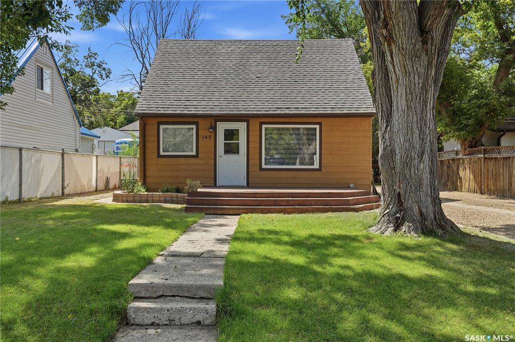 MLS® listing #SK044947 for sale located at 145 Lillooet Street E