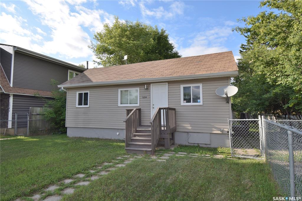1234 15th Street W, SK044959, Saskatchewan,