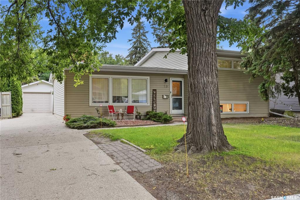 MLS® listing #SK044989 for sale located at 13 Anderson Avenue