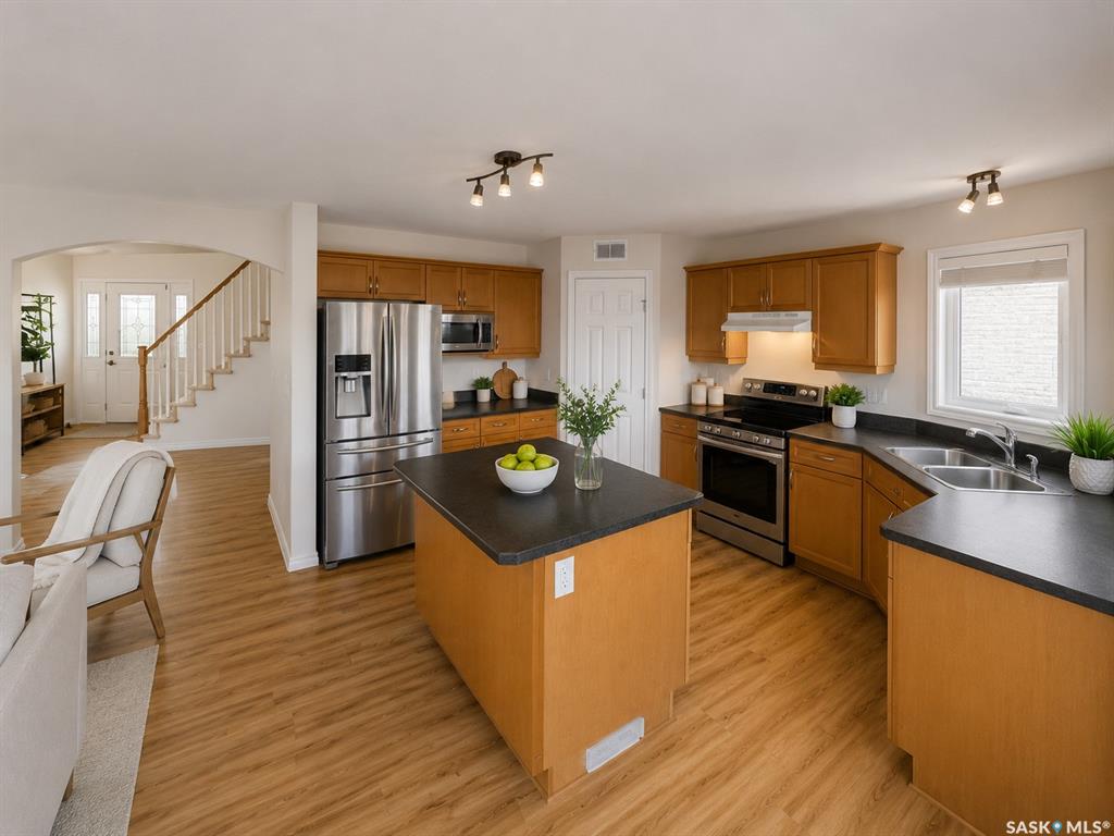 330 Blackstock Cove, SK045031, Saskatchewan,