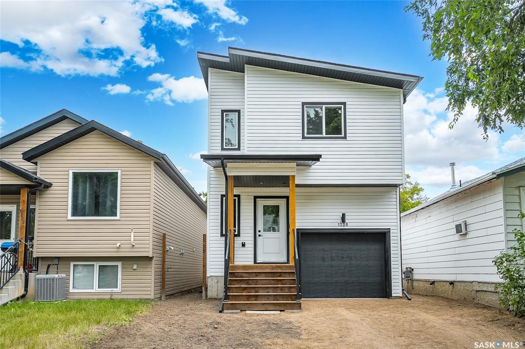Main View of 1220 H Avenue N, Mayfair, Saskatoon, Saskatchewan, S7L 2E2