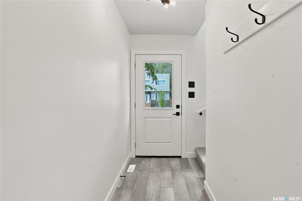 Fourth View of 1220 H Avenue N, Mayfair, Saskatoon, Saskatchewan, S7L 2E2