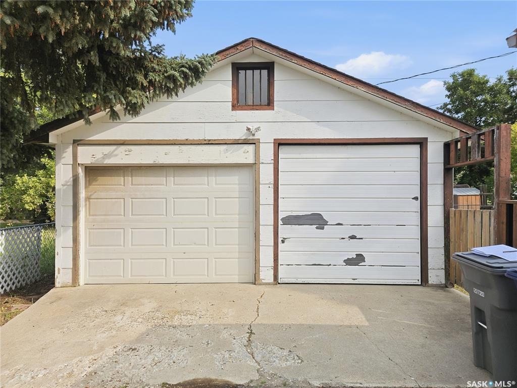 Fourth View of 211 3rd Avenue W, Elrose, Saskatchewan, S0L 0Z0