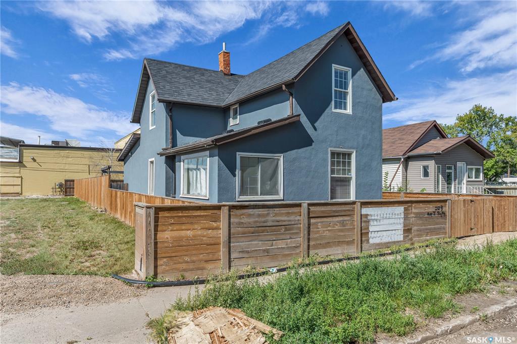 Third View of 223 I Avenue S, Riversdale, Saskatoon, Saskatchewan, S7M 1X8