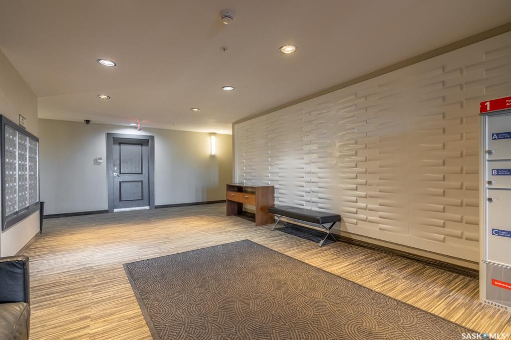 Third View of 1610 Dakota Drive #102, East Pointe Estates, Regina, Saskatchewan, S4Z 0A5