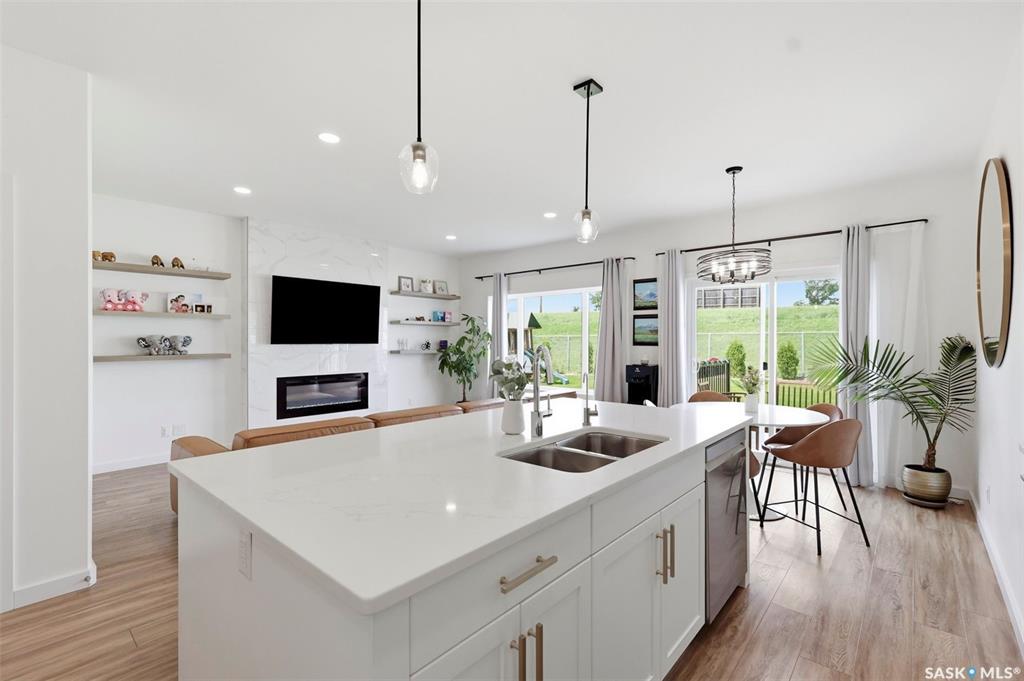 421 Germain Manor, SK045134, Saskatchewan,