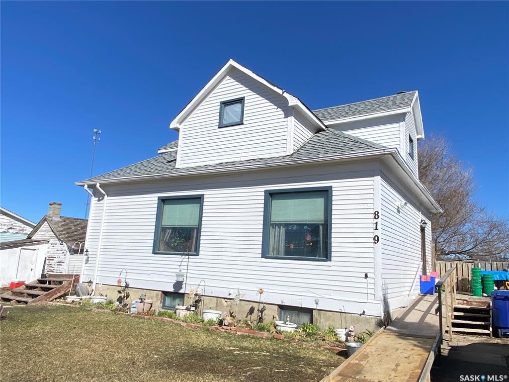 819 3rd Avenue N, SK045139, Saskatchewan,