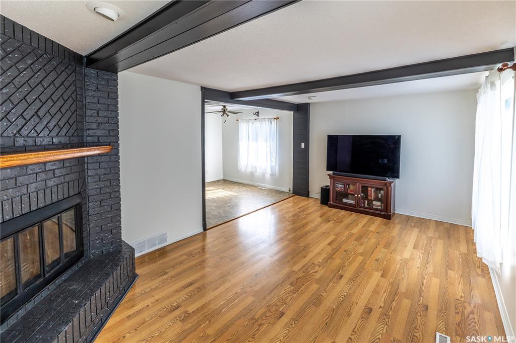 Fifth View of 928 Hochelaga Street W, Palliser, Moose Jaw, Saskatchewan, S6H 2H8